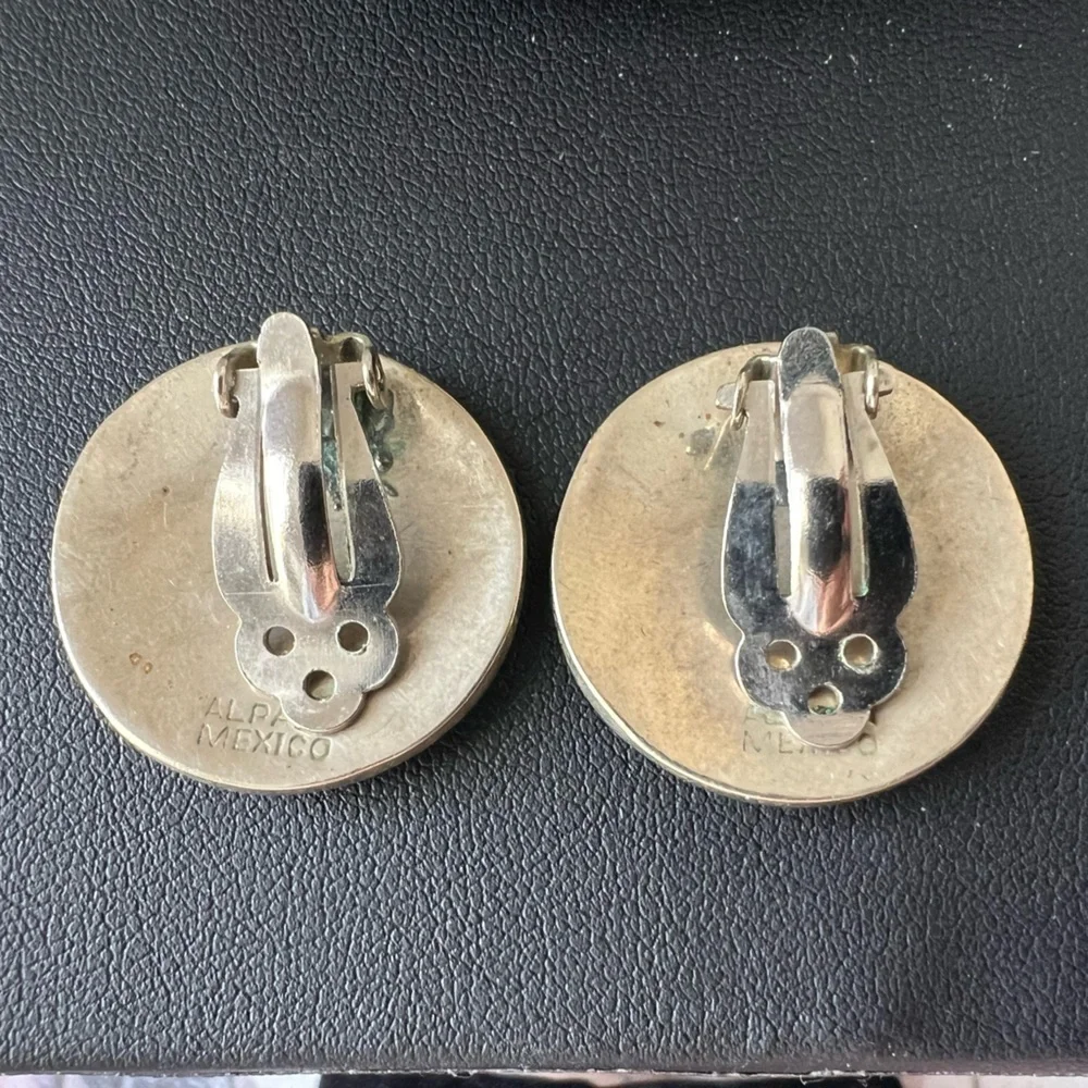 Vintage Mexico Alpaca Silver & Flower Abalone Shell Inlay Clip On Earrings B7